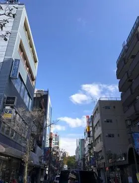 小安ビルの外観