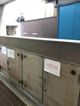 ラッキー浅草橋ビルの外観