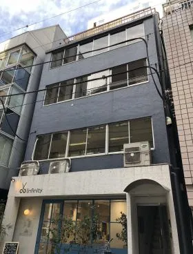 新幸ビルの外観