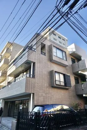 柚原ビルの外観