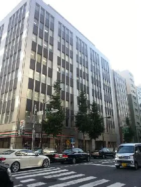 ヒューリック新京橋(旧:Daiwa京橋)ビルの外観