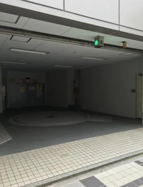 ヒューリック新京橋(旧:Daiwa京橋)ビルの外観