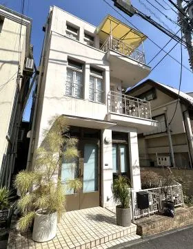 代官山田中ビルの外観