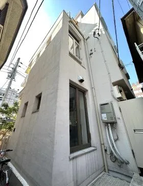 代官山田中ビルの外観