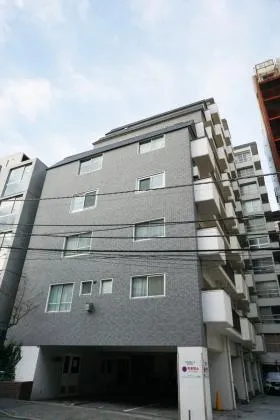 麻布十番セントラルハイツの外観