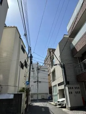 CSビルの外観