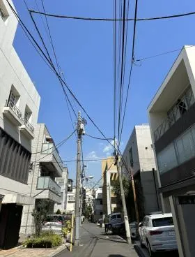CSビルの外観