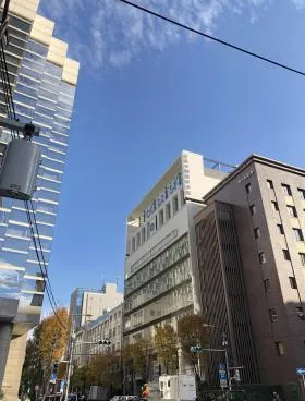 マミヤビルディングビルの外観