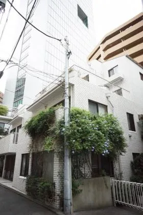 風蓮人ビルの外観