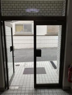風蓮人ビルの外観