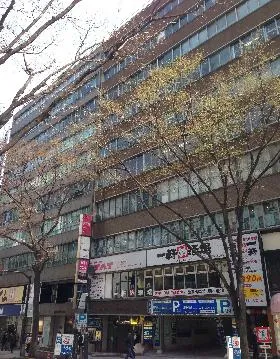 新大宗5号館ビルの外観