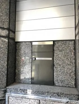 秋葉原虎ビルの外観