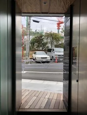 EVERビルの外観