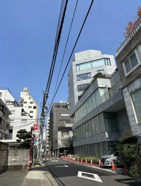 南青山5丁目ビルの外観