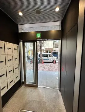 マロニエ通り銀座館の外観