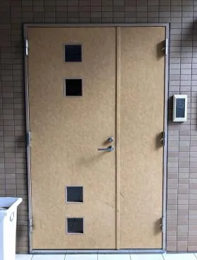 アムロゼッタ四ツ谷ビルの外観