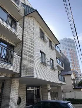 神宮前井門ビルの外観