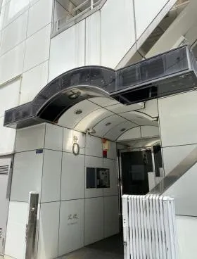 リバティー11号館の外観