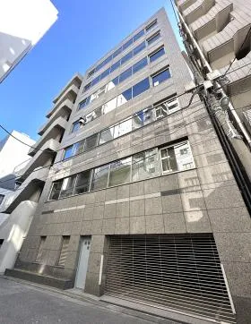 築地616ビルの外観