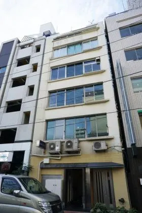 築地NYビルの外観