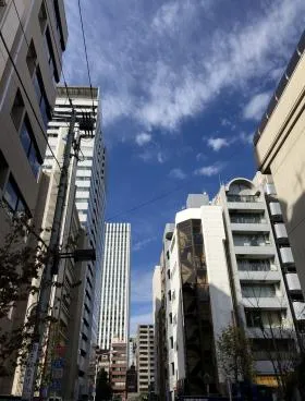 築地NYビルの外観
