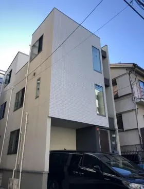 西麻布2丁目貸店舗・事務所ビルの外観