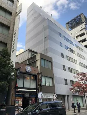 長谷川氷室ビルの外観