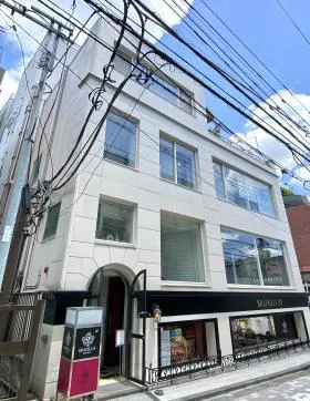 内藤表参道(旧:ガーデンテラス)ビルの外観