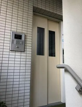 エスバレービルの外観