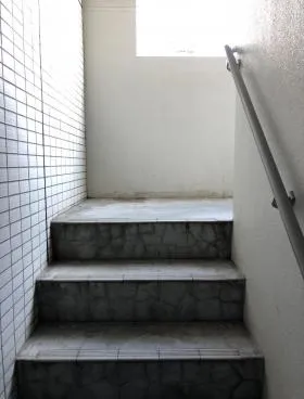 エスバレービルの外観
