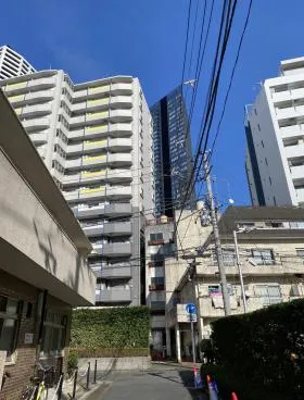 横田ビルの外観
