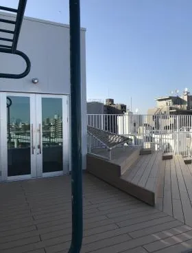 クロスシー東日本橋ビルの外観