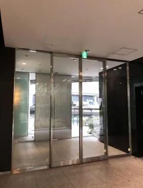 SNビルの外観