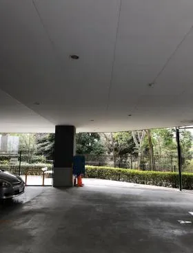 SNビルの外観