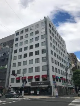 京富ビルの外観