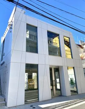 神宮前テラスサイドビルの外観