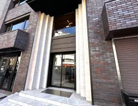八丁堀ファーストスクエアの外観