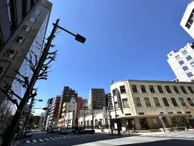 八丁堀ファーストスクエアの外観
