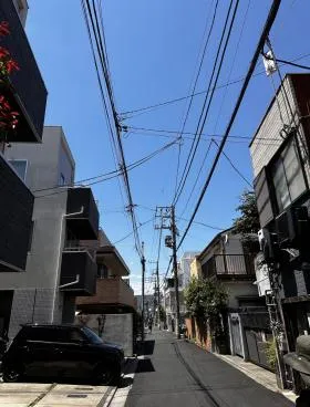 一二三薬局ビルの外観