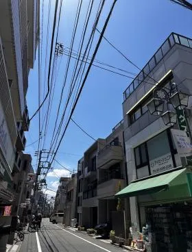 一二三薬局ビルの外観