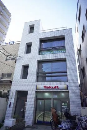 下落合サンプロビルの外観