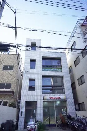 下落合サンプロビルの外観