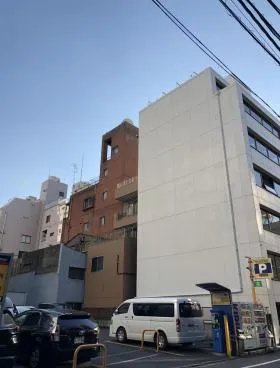 日本遠東ケーピーケービルの外観