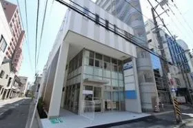 マイズ本町ビルの外観