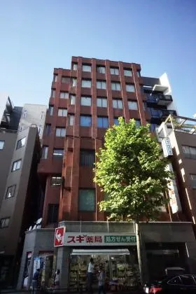 赤坂周山ビルの外観
