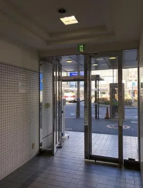 フィオーレ祐天寺ビルの外観