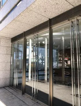 シティータワー四谷の外観