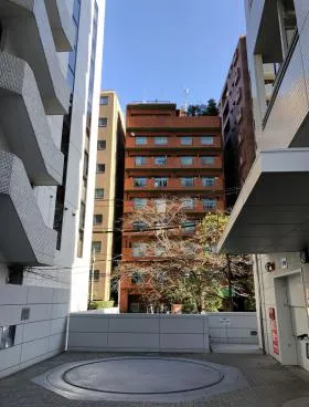 シティータワー四谷の外観