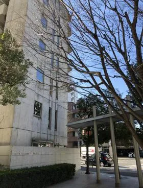 シティータワー四谷の外観