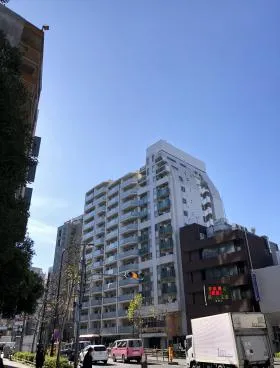 シティータワー四谷の外観